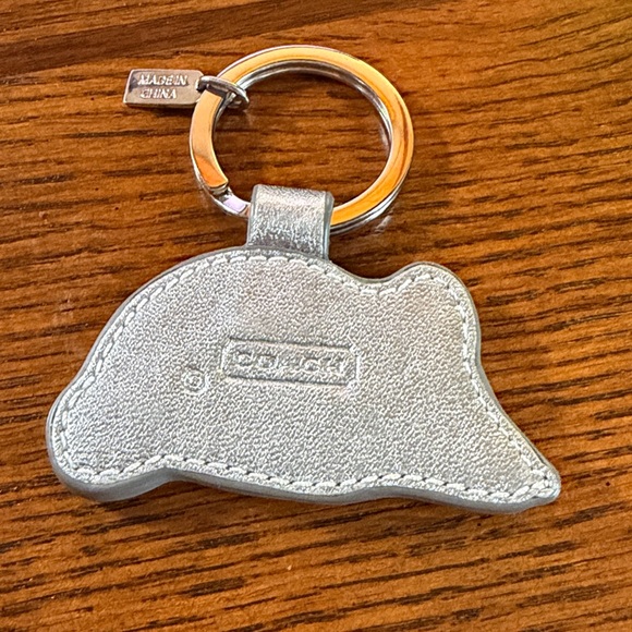 Coach Mouse Keychain - Picture 3 of 4